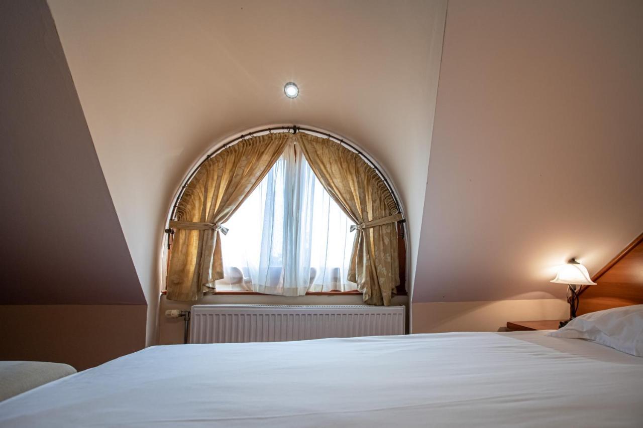 Hotel Vila Lago Palić Εξωτερικό φωτογραφία