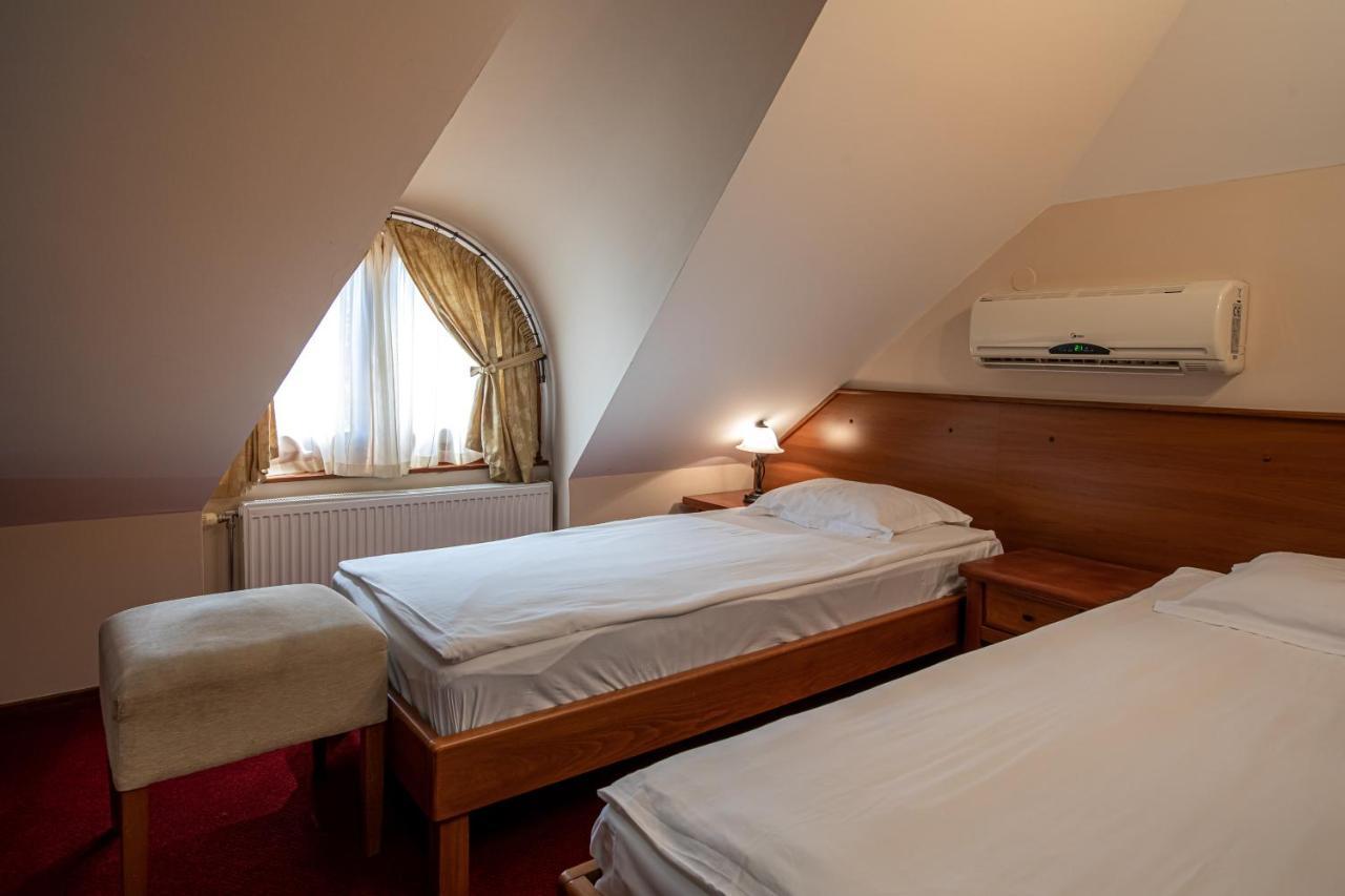 Hotel Vila Lago Palić Εξωτερικό φωτογραφία